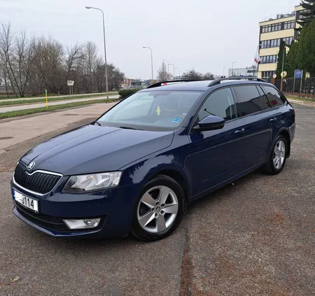 skoda podkarpackie Skoda Octavia cena 42900 przebieg: 111111, rok produkcji 2015 z Warszawa